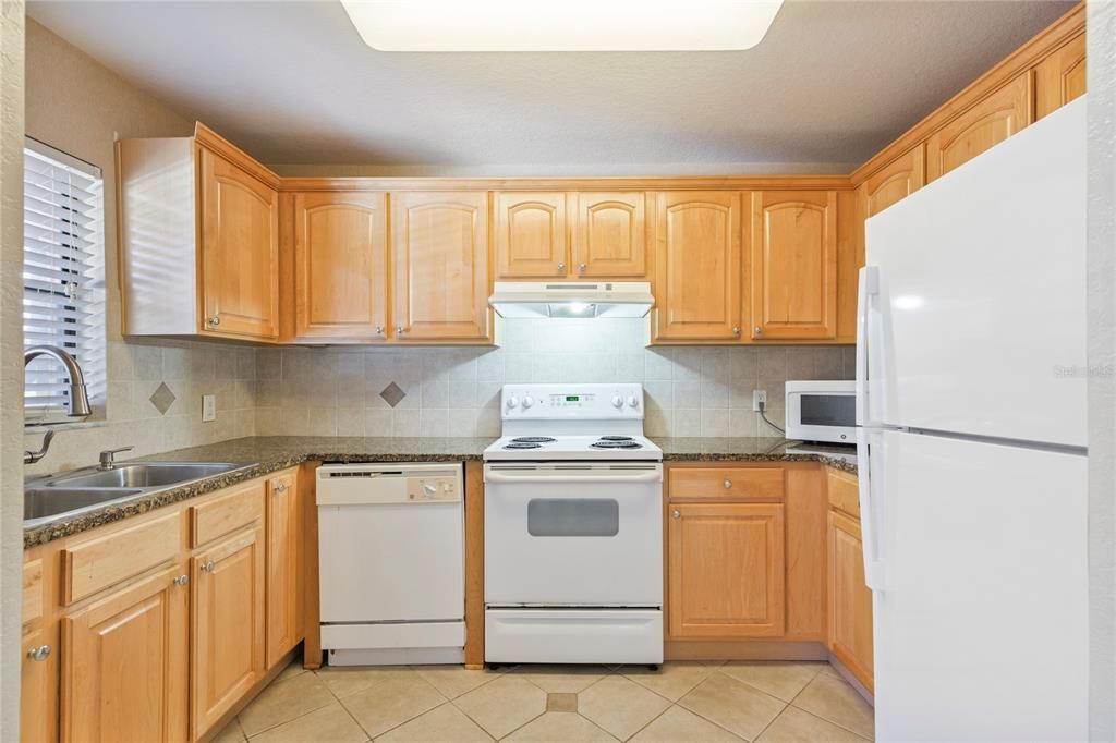 En Venta: $265,000 (2 camas, 2 baños, 1147 Pies cuadrados)