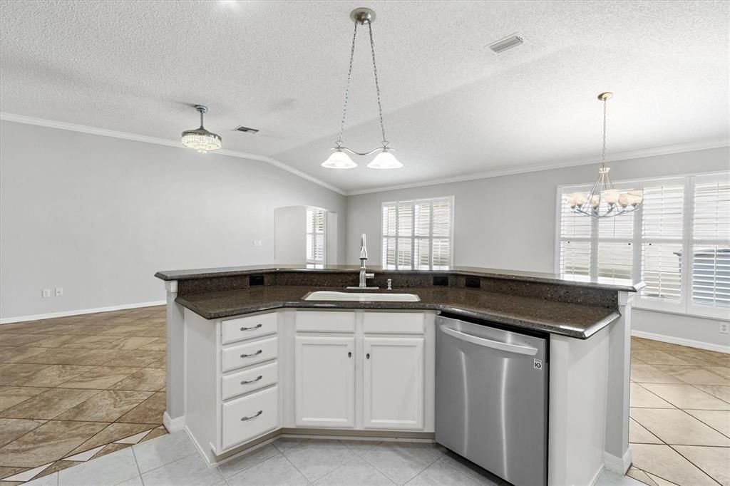 For Sale: $629,900 (3 beds, 2 baths, 1837 Square Feet)