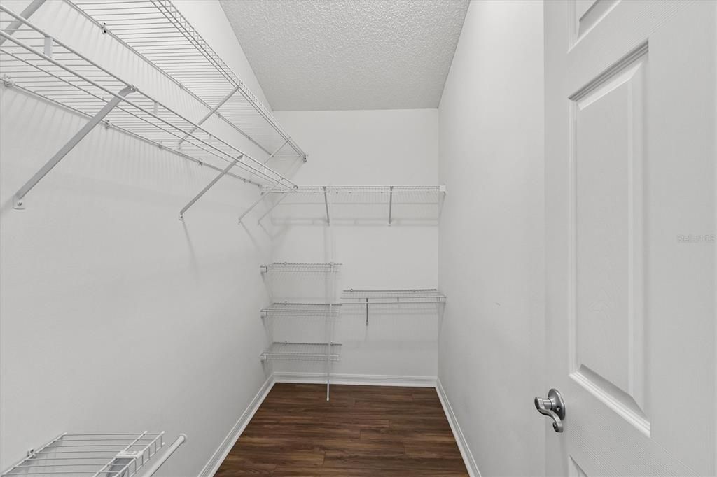 For Sale: $629,900 (3 beds, 2 baths, 1837 Square Feet)