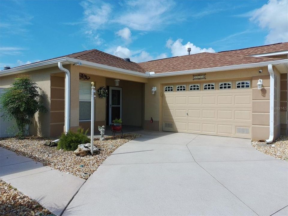 For Sale: $629,900 (3 beds, 2 baths, 1837 Square Feet)