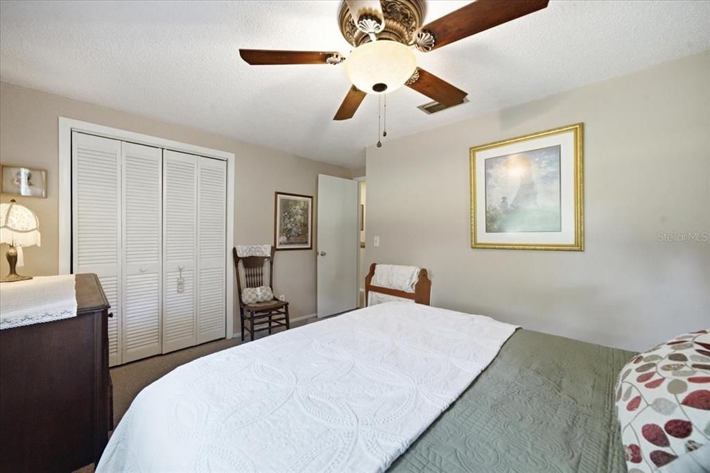 For Sale: $450,000 (3 beds, 2 baths, 1804 Square Feet)