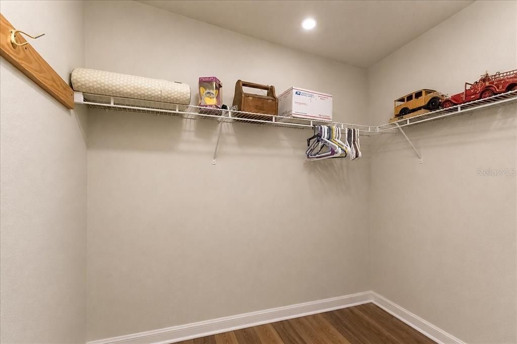 En Venta: $299,900 (3 camas, 2 baños, 1450 Pies cuadrados)