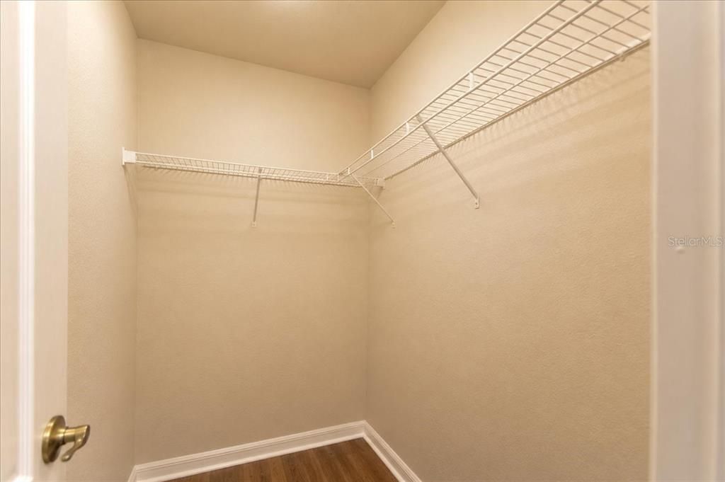 En Venta: $299,900 (3 camas, 2 baños, 1450 Pies cuadrados)