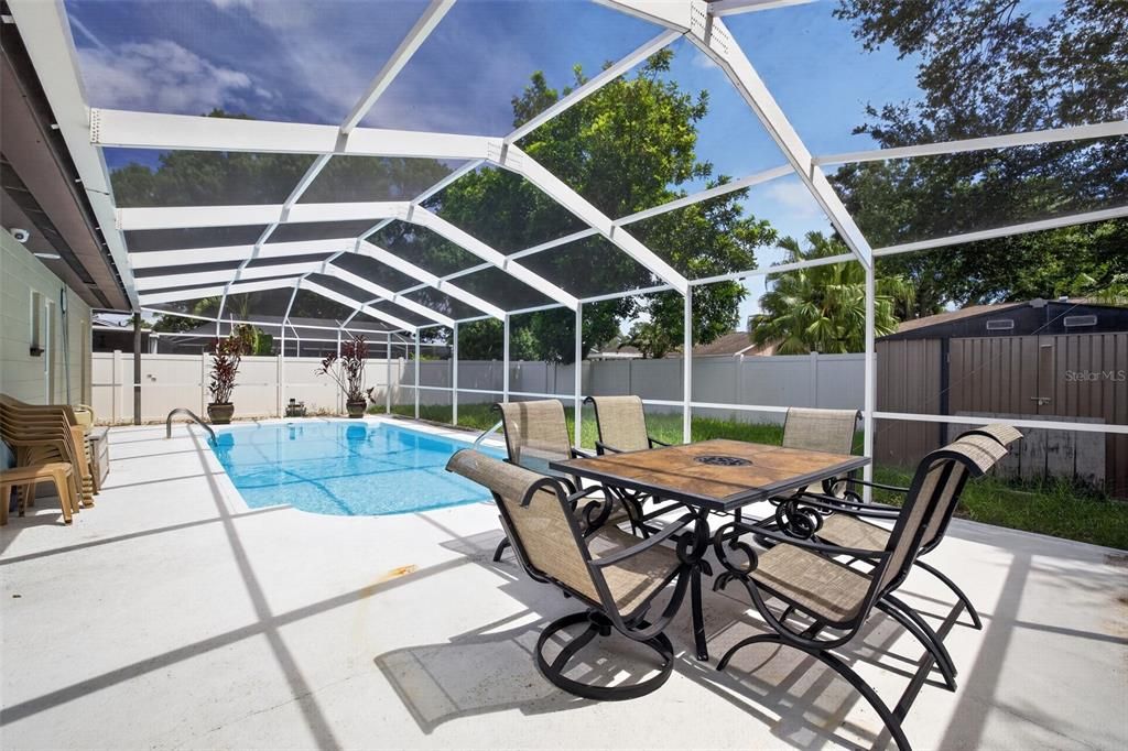 For Sale: $460,000 (3 beds, 2 baths, 1413 Square Feet)