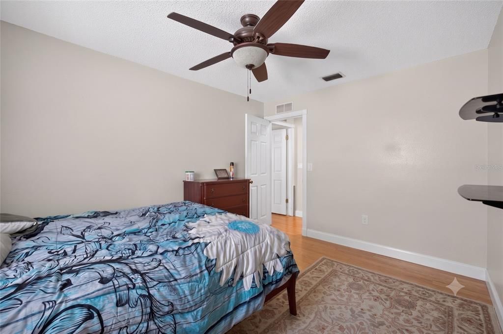 For Sale: $460,000 (3 beds, 2 baths, 1413 Square Feet)