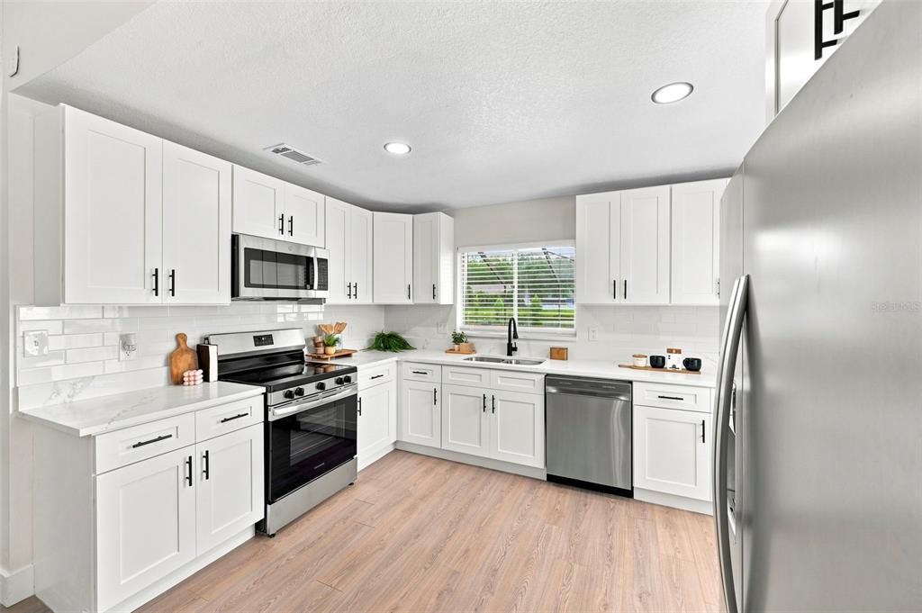 For Sale: $499,000 (3 beds, 2 baths, 1459 Square Feet)