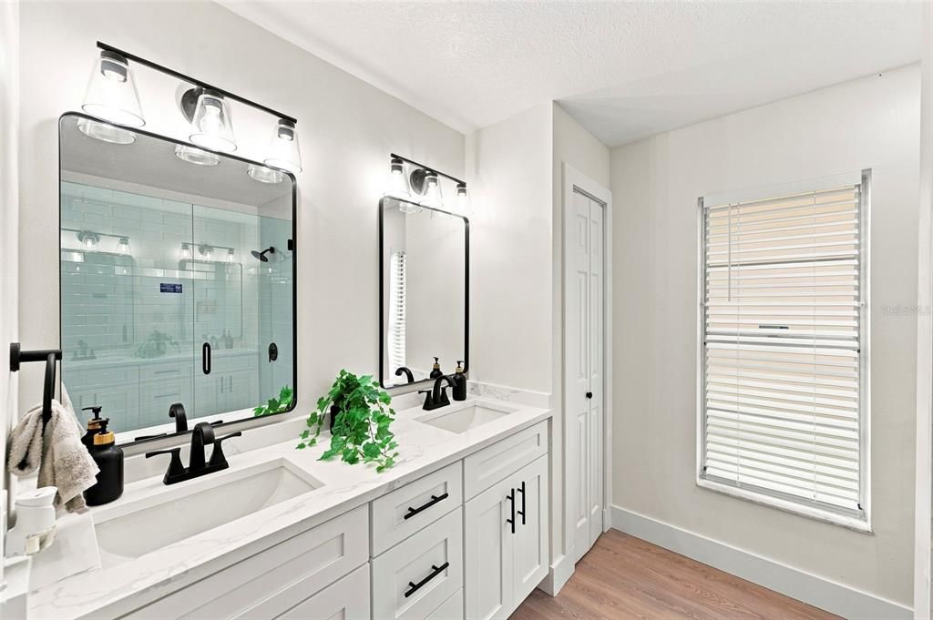 For Sale: $499,000 (3 beds, 2 baths, 1459 Square Feet)