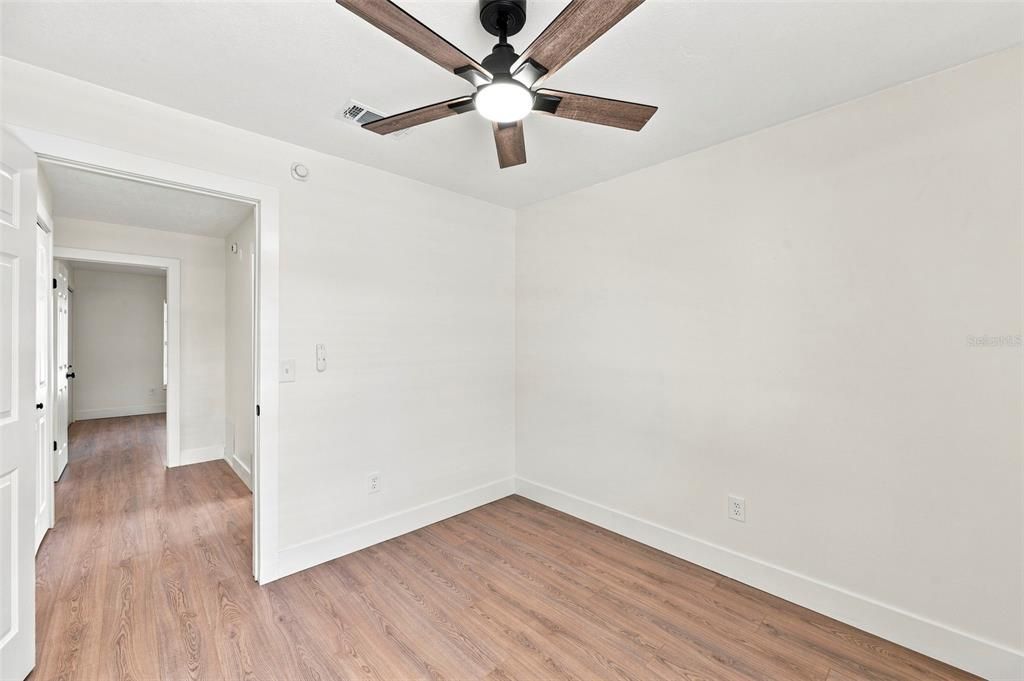 For Sale: $499,000 (3 beds, 2 baths, 1459 Square Feet)
