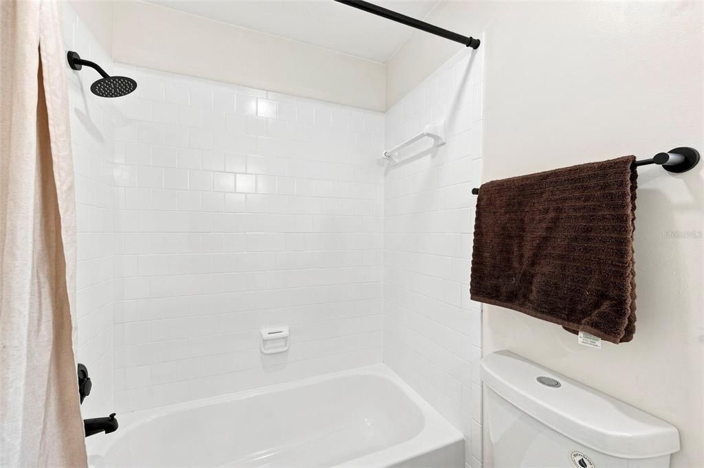 For Sale: $499,000 (3 beds, 2 baths, 1459 Square Feet)