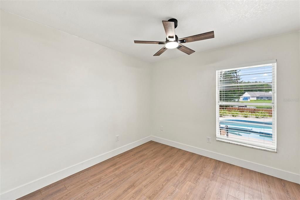 For Sale: $499,000 (3 beds, 2 baths, 1459 Square Feet)