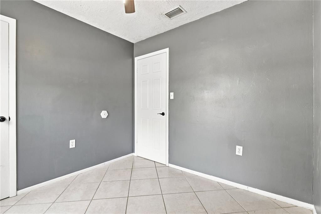 En Venta: $249,900 (3 camas, 1 baños, 960 Pies cuadrados)