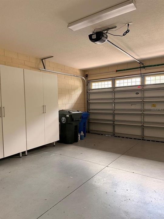 For Rent: $2,400 (3 beds, 2 baths, 1608 Square Feet)