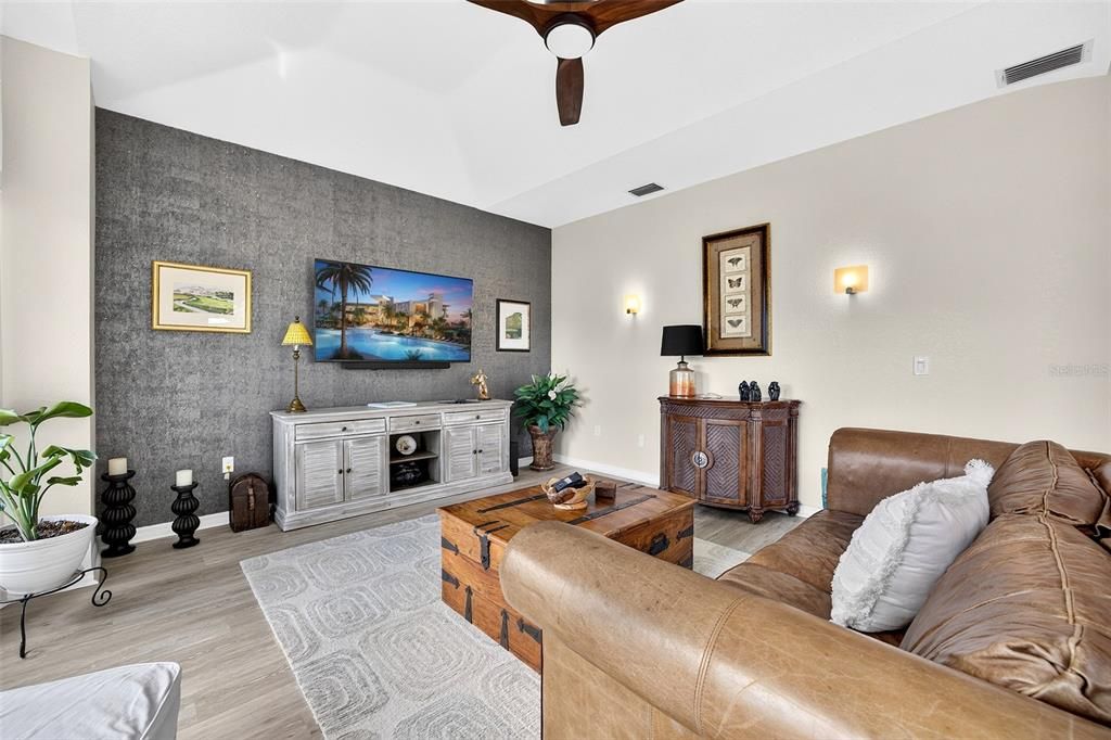 For Sale: $1,250,000 (4 beds, 2 baths, 2757 Square Feet)
