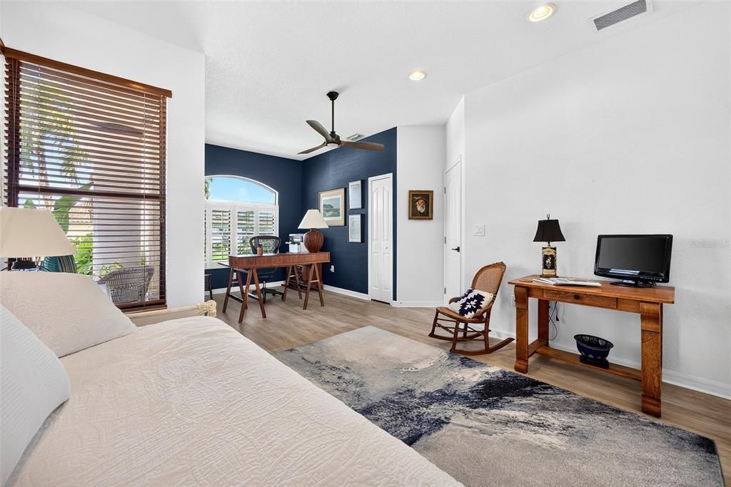 For Sale: $1,250,000 (4 beds, 2 baths, 2757 Square Feet)