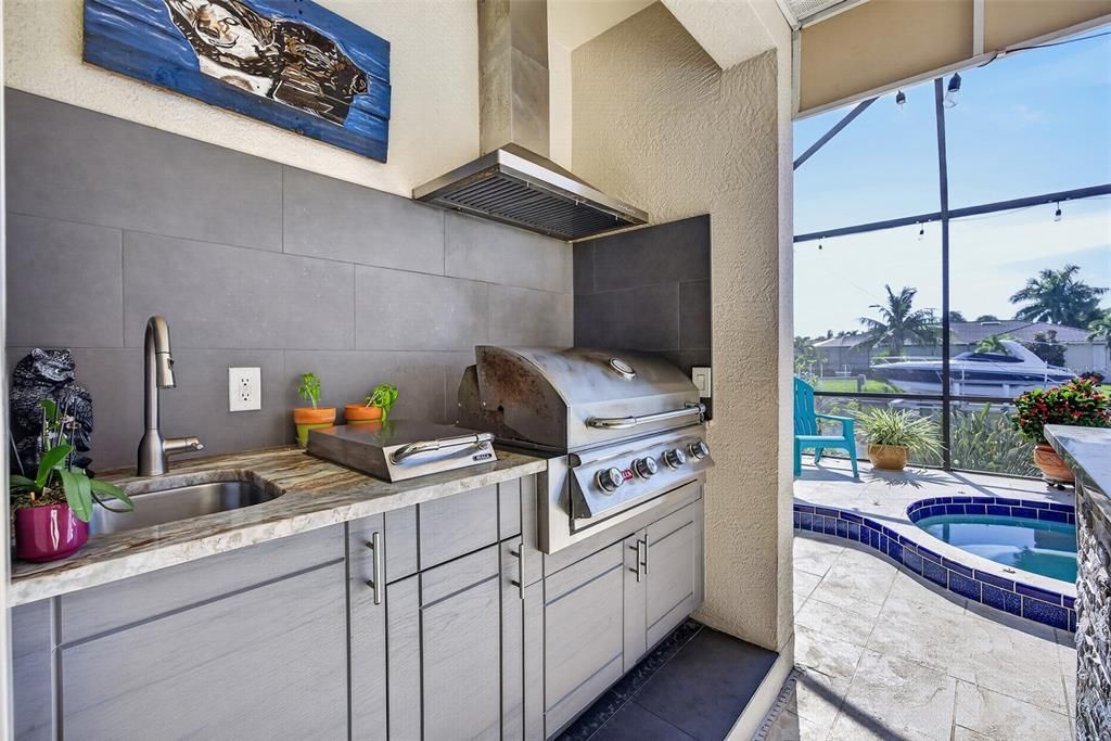 For Sale: $1,250,000 (4 beds, 2 baths, 2757 Square Feet)