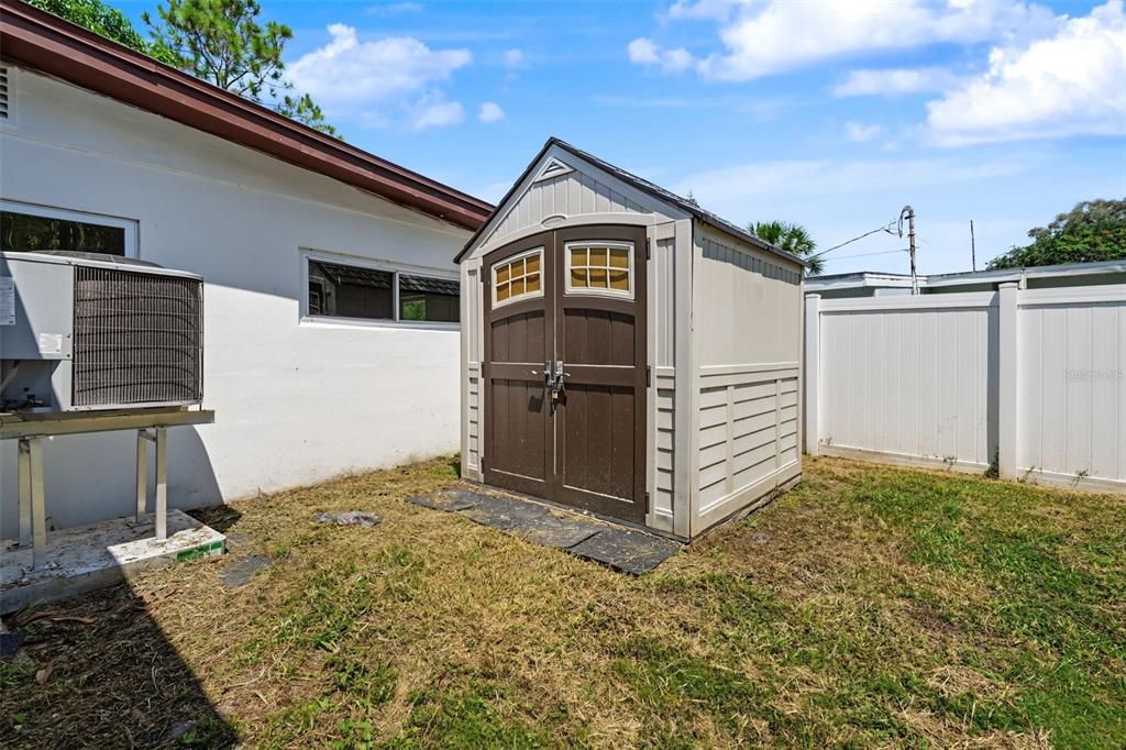 For Sale: $280,000 (3 beds, 2 baths, 1396 Square Feet)