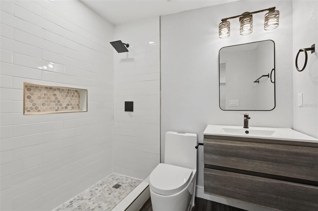 For Sale: $280,000 (3 beds, 2 baths, 1396 Square Feet)