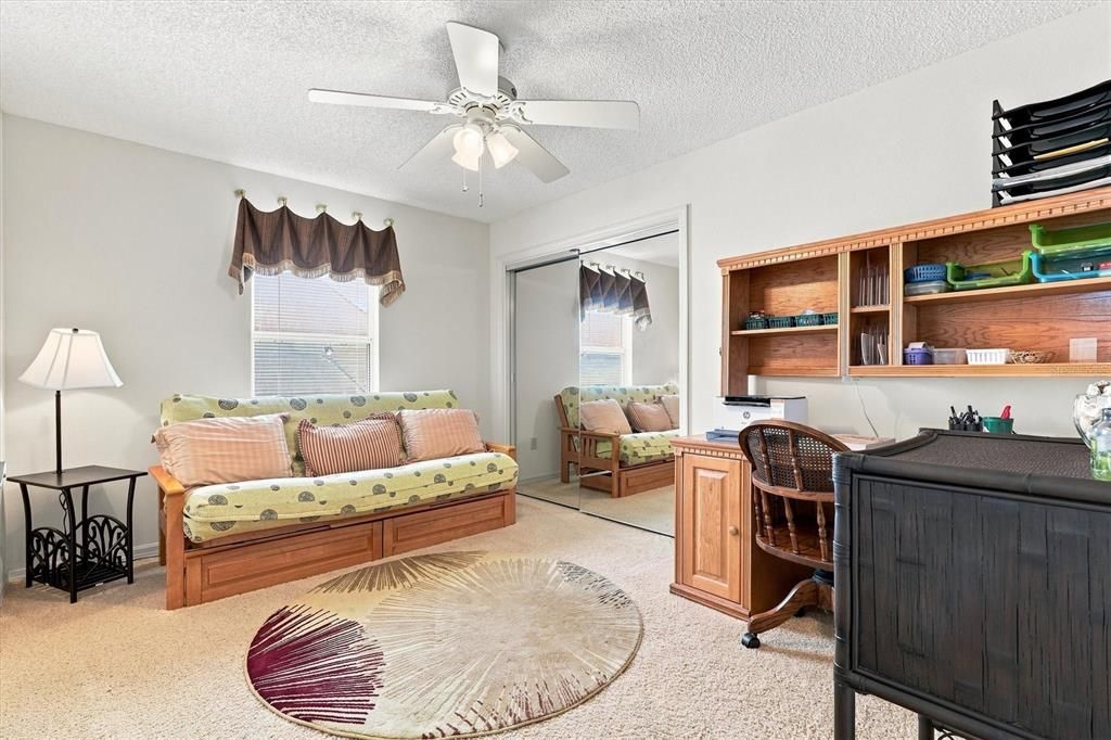 For Sale: $394,000 (3 beds, 2 baths, 1368 Square Feet)