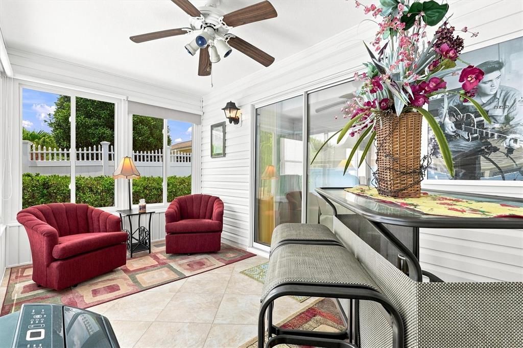 For Sale: $394,000 (3 beds, 2 baths, 1368 Square Feet)