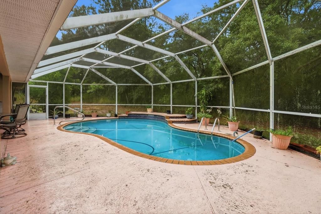 For Sale: $369,000 (3 beds, 2 baths, 2176 Square Feet)