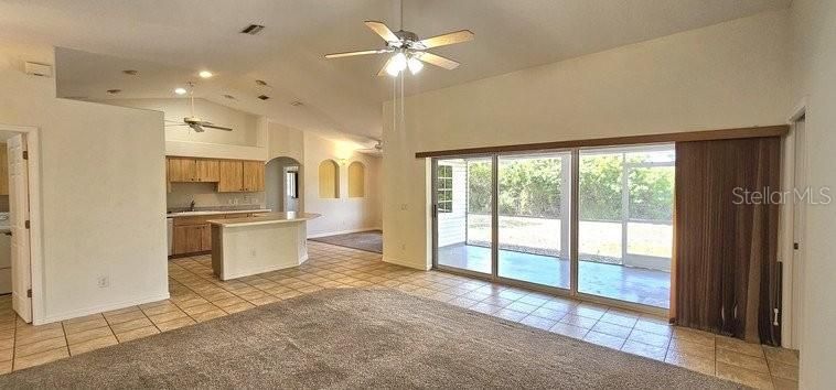 For Rent: $2,200 (3 beds, 2 baths, 1659 Square Feet)