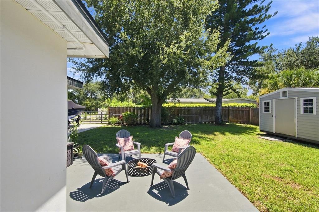 Active With Contract: $460,000 (3 beds, 2 baths, 1587 Square Feet)