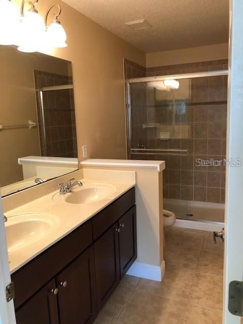 For Rent: $1,950 (3 beds, 2 baths, 1468 Square Feet)