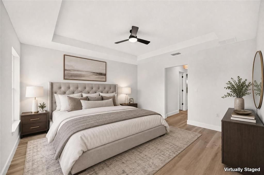 For Sale: $319,900 (4 beds, 2 baths, 1863 Square Feet)