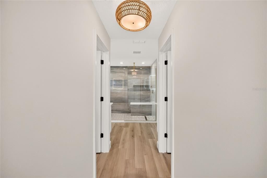 For Sale: $319,900 (4 beds, 2 baths, 1863 Square Feet)