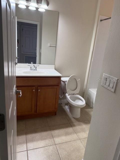 В аренду: $1,950 (2 спален, 2 ванн, 966 Квадратных фут)