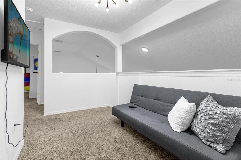 For Sale: $469,000 (5 beds, 3 baths, 2531 Square Feet)