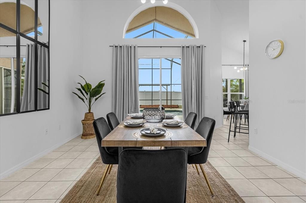 For Sale: $469,000 (5 beds, 3 baths, 2531 Square Feet)