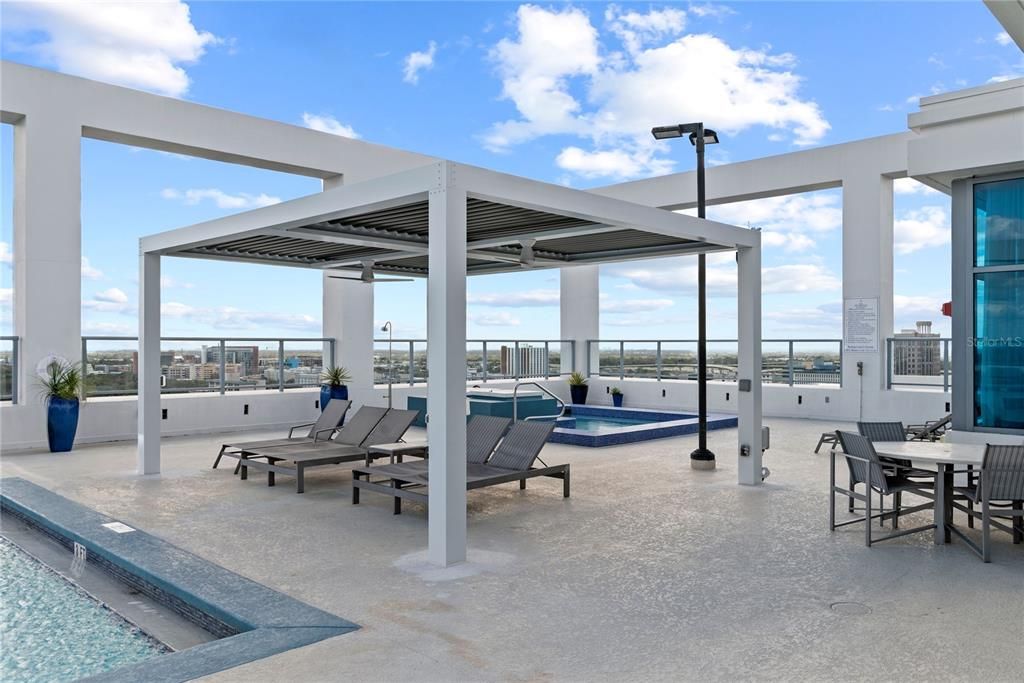For Sale: $559,000 (2 beds, 2 baths, 1765 Square Feet)