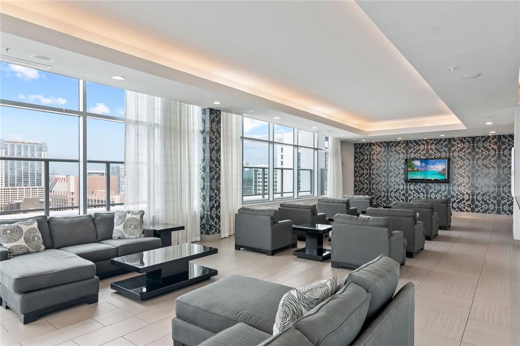 For Sale: $559,000 (2 beds, 2 baths, 1765 Square Feet)