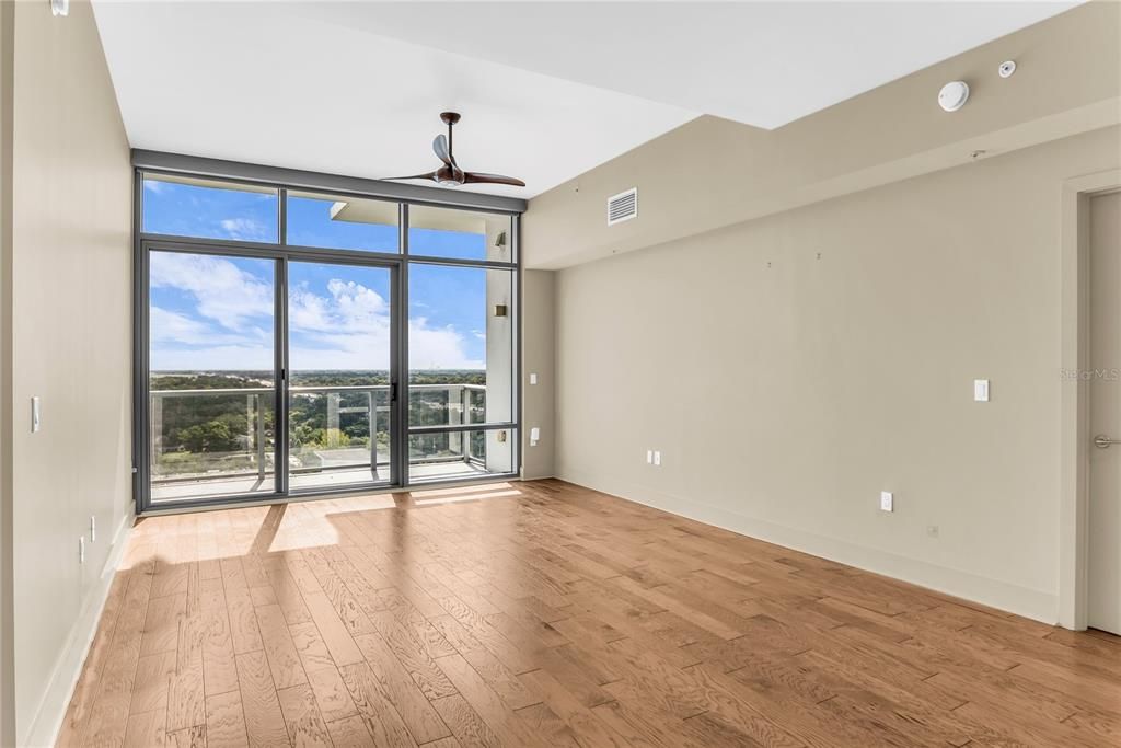 For Sale: $559,000 (2 beds, 2 baths, 1765 Square Feet)