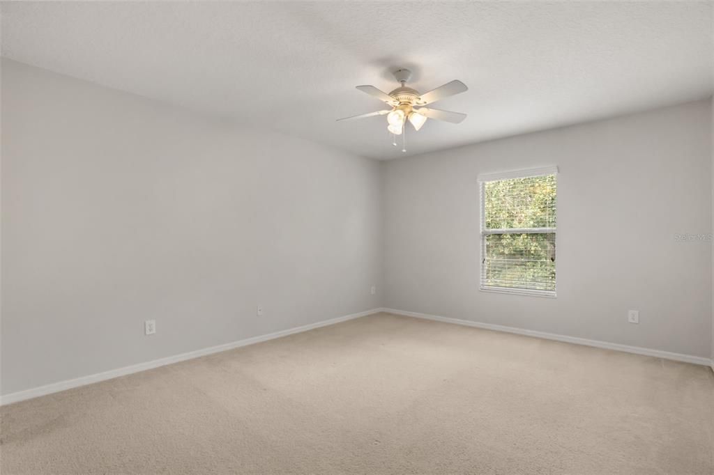 For Rent: $2,825 (4 beds, 2 baths, 2656 Square Feet)