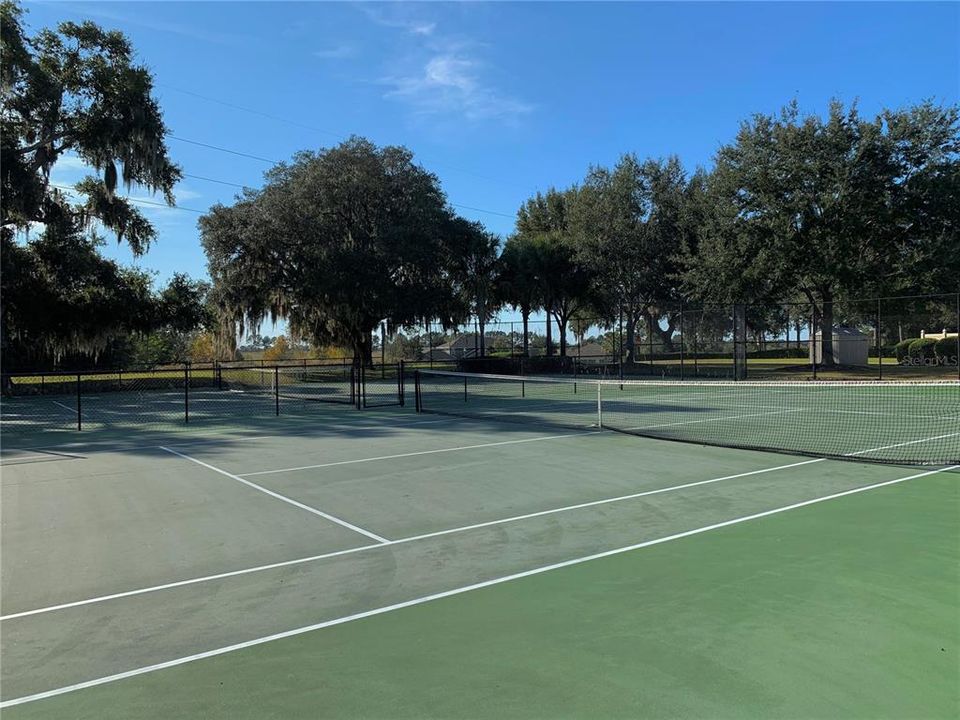 For Rent: $2,825 (4 beds, 2 baths, 2656 Square Feet)