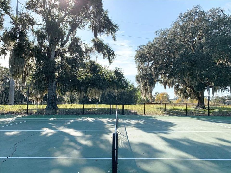 For Rent: $2,825 (4 beds, 2 baths, 2656 Square Feet)