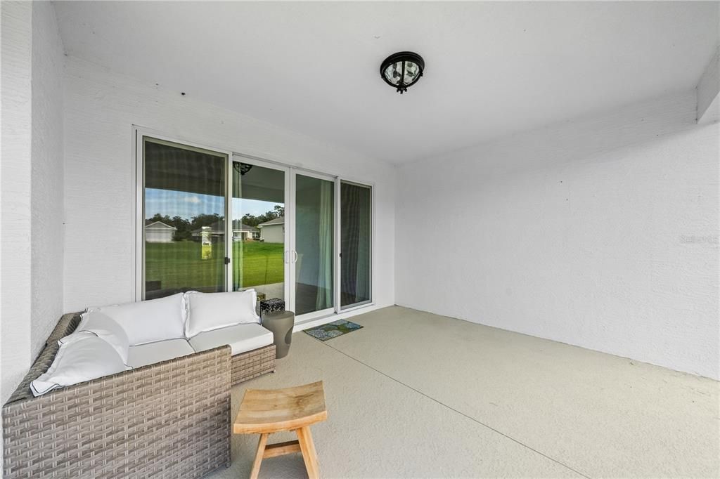 For Sale: $409,900 (3 beds, 2 baths, 2053 Square Feet)