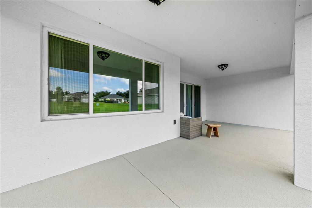 For Sale: $409,900 (3 beds, 2 baths, 2053 Square Feet)