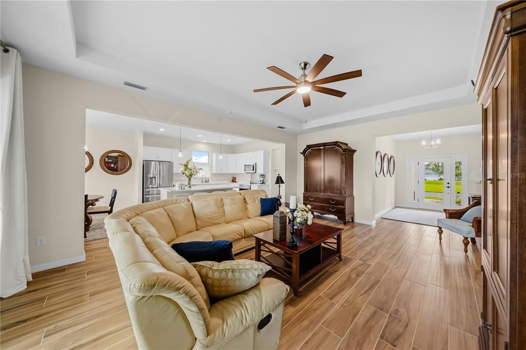 For Sale: $409,900 (3 beds, 2 baths, 2053 Square Feet)