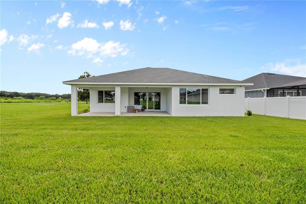 For Sale: $409,900 (3 beds, 2 baths, 2053 Square Feet)