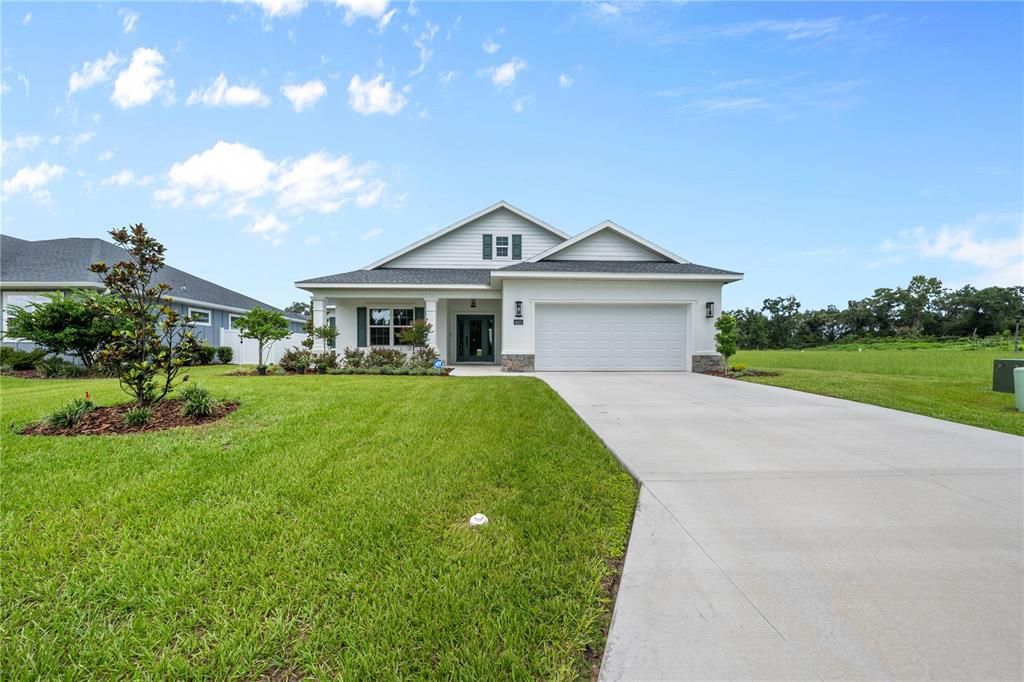 For Sale: $409,900 (3 beds, 2 baths, 2053 Square Feet)