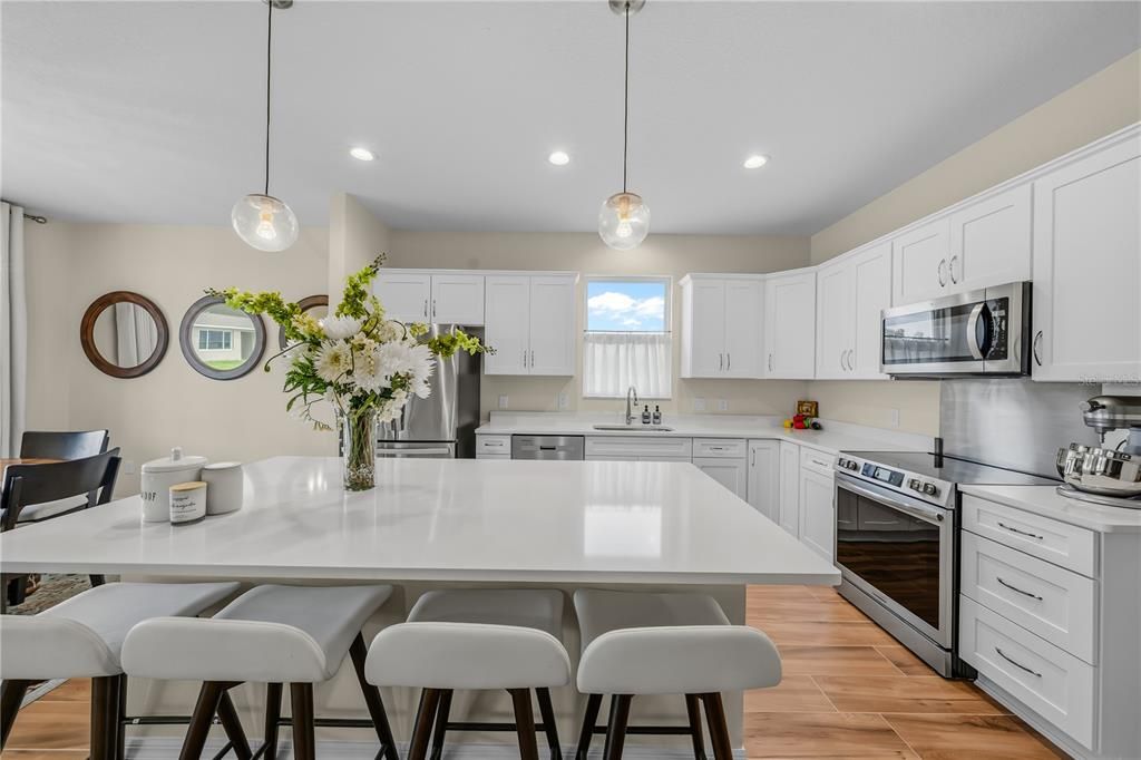 For Sale: $409,900 (3 beds, 2 baths, 2053 Square Feet)