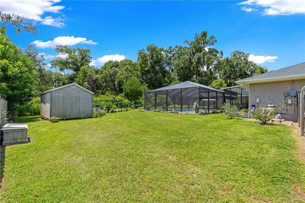 For Sale: $385,000 (4 beds, 2 baths, 1911 Square Feet)