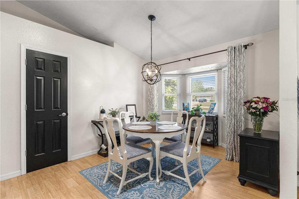 For Sale: $385,000 (4 beds, 2 baths, 1911 Square Feet)