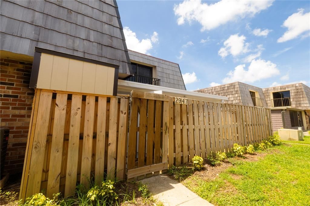 For Rent: $1,650 (2 beds, 2 baths, 1288 Square Feet)