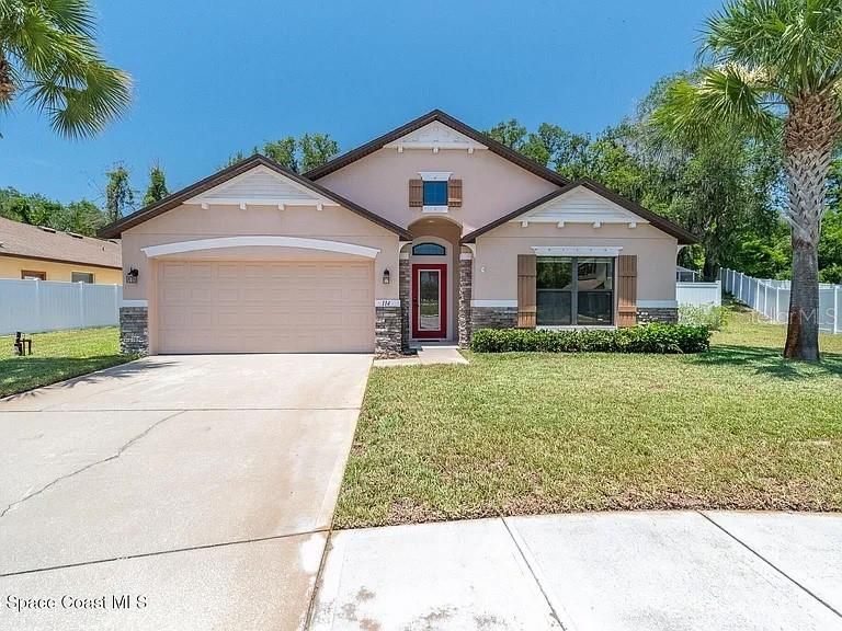 Recently Sold: $399,000 (3 beds, 2 baths, 1504 Square Feet)