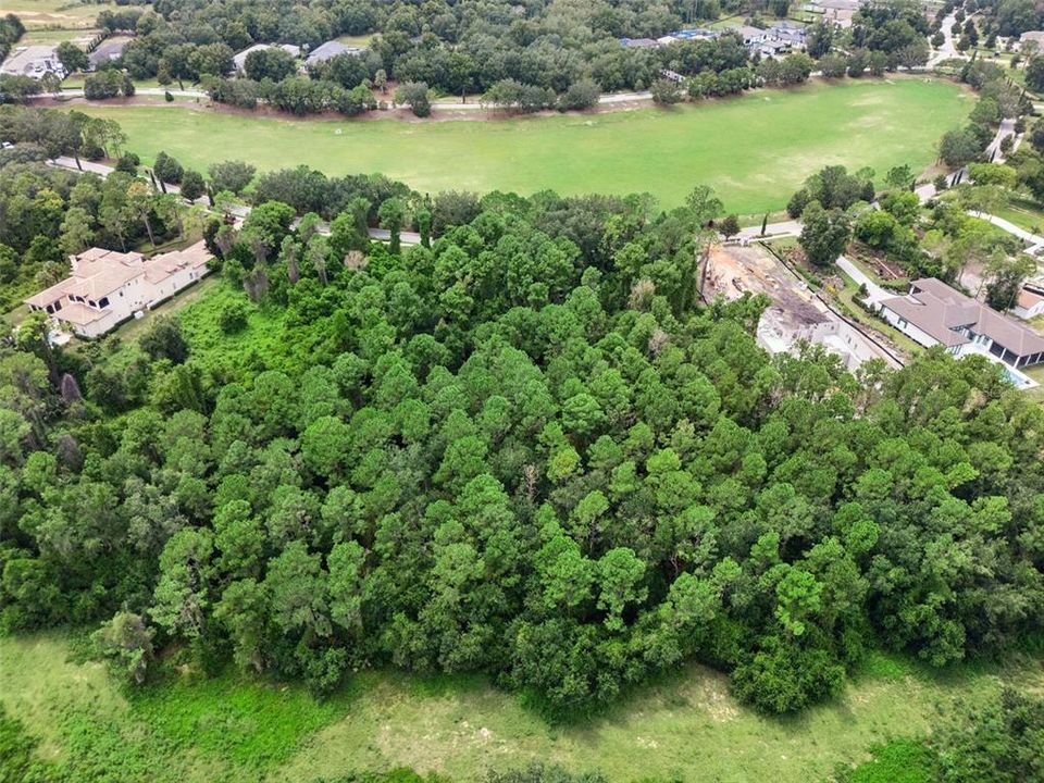 En Venta: $760,000 (1.82 acres)