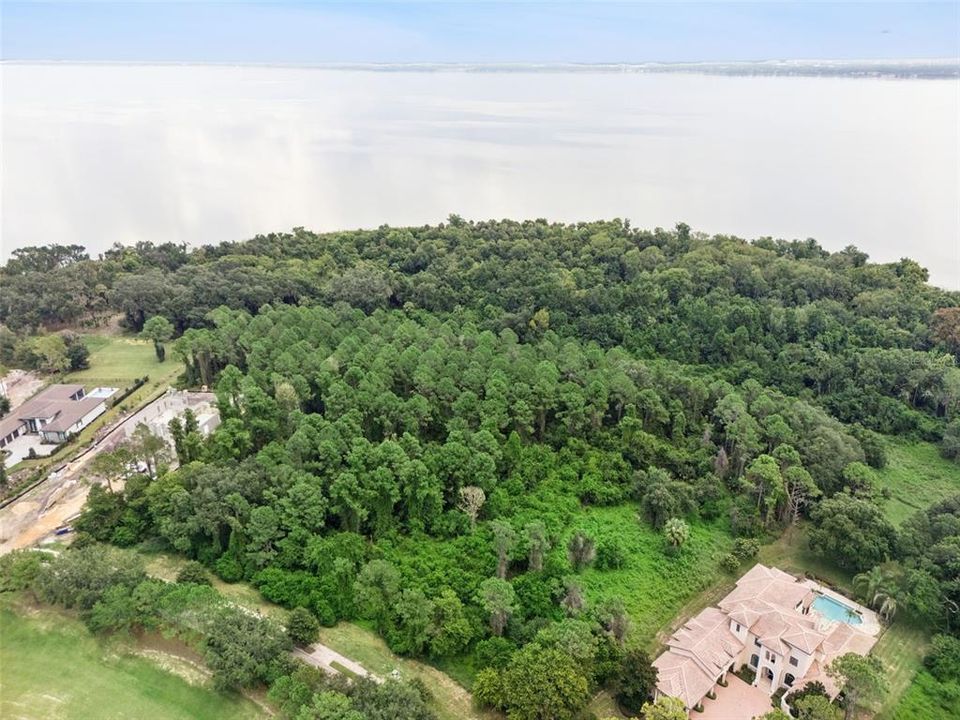 En Venta: $760,000 (1.82 acres)